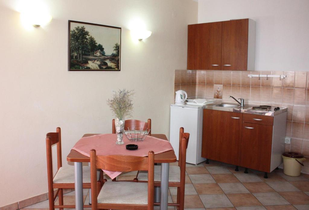 Batkoski Apartments Pag Town Extérieur photo